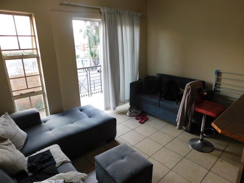 1 Bedroom Property for Sale in Grand Central Gauteng