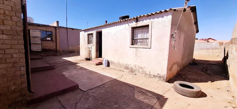 9 Bedroom Property for Sale in Tembisa Gauteng