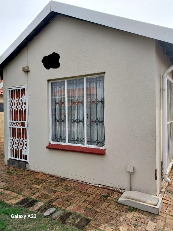 3 Bedroom Property for Sale in Karenpark Gauteng