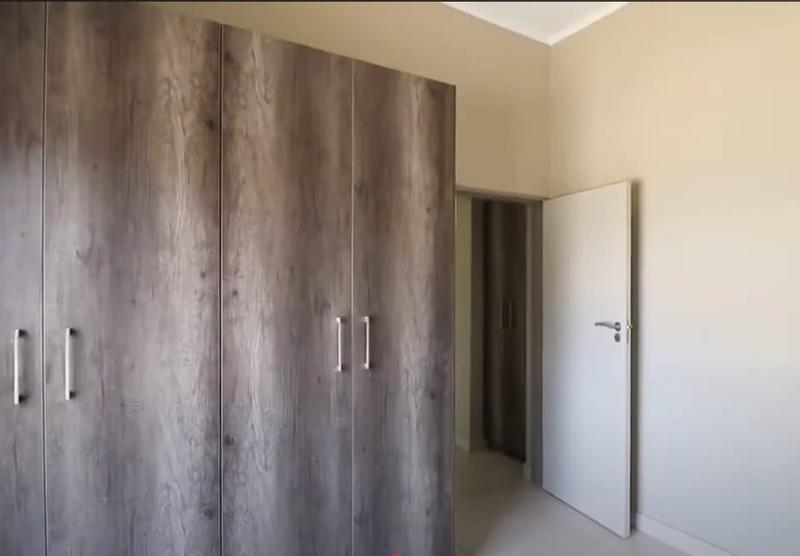 To Let 2 Bedroom Property for Rent in Midridge Park Gauteng