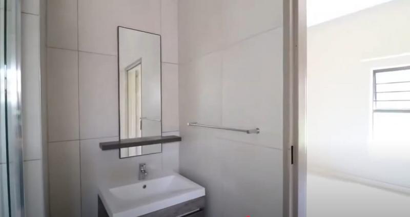 To Let 2 Bedroom Property for Rent in Midridge Park Gauteng