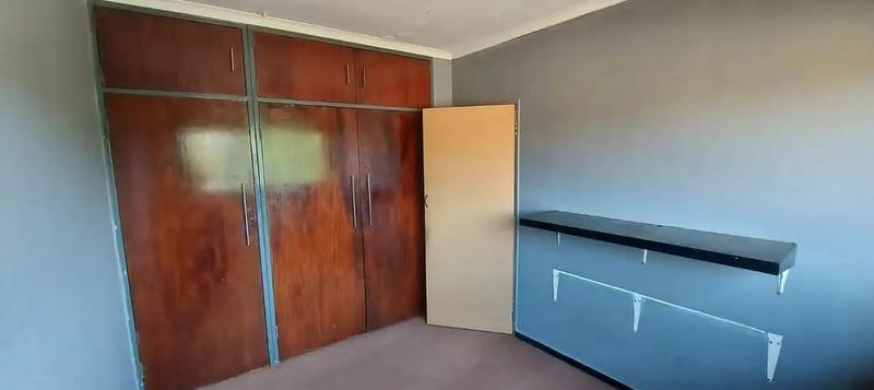 2 Bedroom Property for Sale in Hermanstad Gauteng
