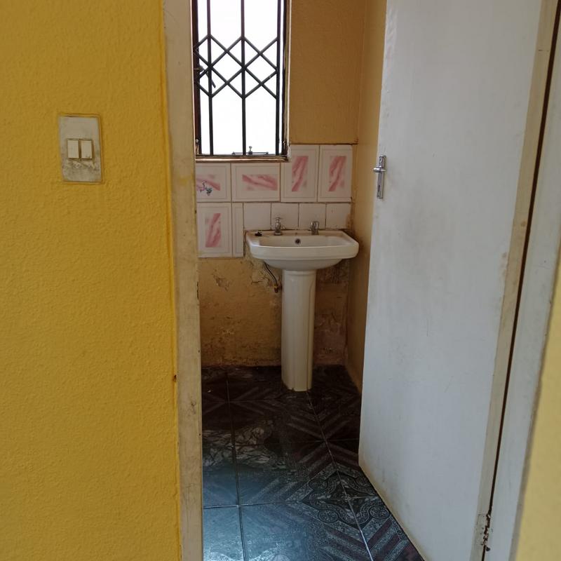 To Let 2 Bedroom Property for Rent in Protea Glen Gauteng