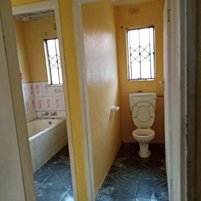 To Let 2 Bedroom Property for Rent in Protea Glen Gauteng