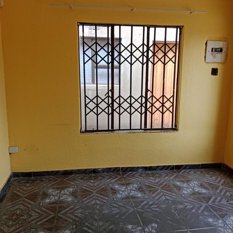 To Let 2 Bedroom Property for Rent in Protea Glen Gauteng