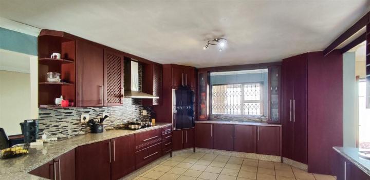 4 Bedroom Property for Sale in Dawn Park Gauteng