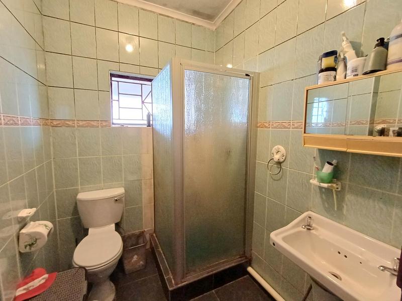4 Bedroom Property for Sale in Laudium Gauteng