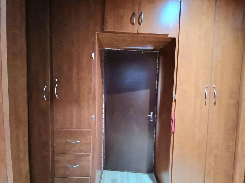 4 Bedroom Property for Sale in Laudium Gauteng