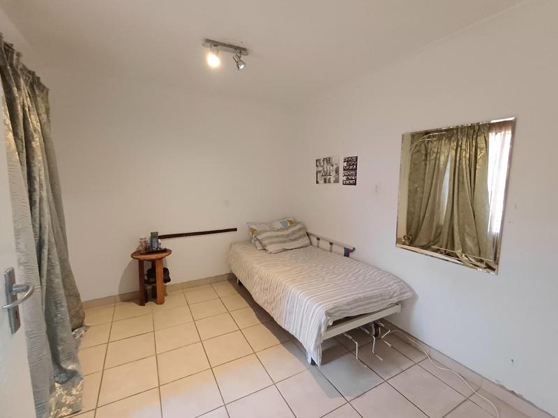 6 Bedroom Property for Sale in Laudium Gauteng