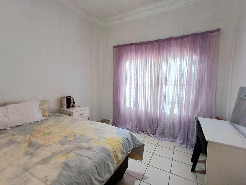 6 Bedroom Property for Sale in Laudium Gauteng