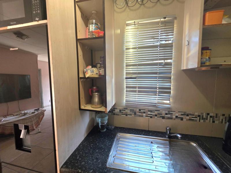 3 Bedroom Property for Sale in Windmill Park Gauteng