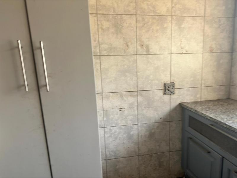 2 Bedroom Property for Sale in Laudium Gauteng