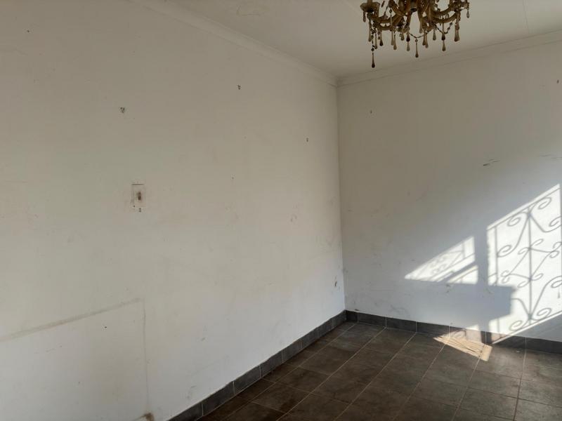 2 Bedroom Property for Sale in Laudium Gauteng