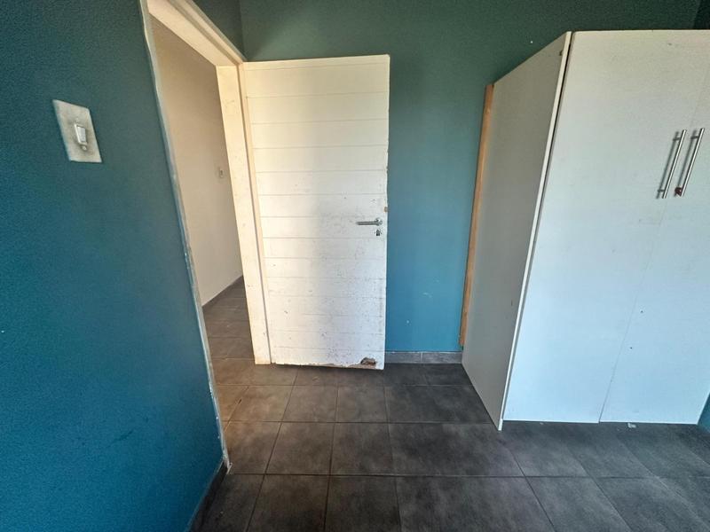 2 Bedroom Property for Sale in Laudium Gauteng