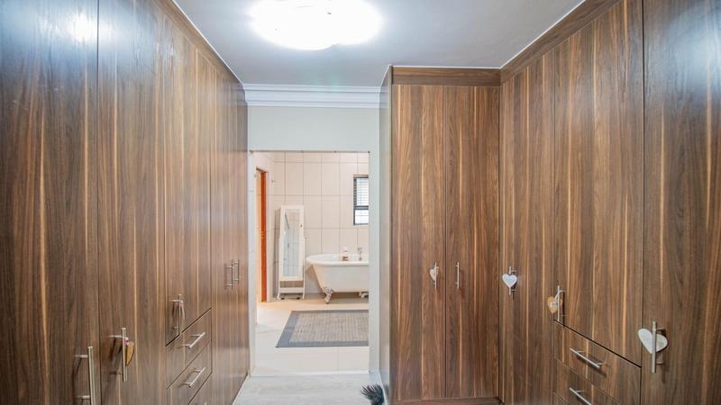 3 Bedroom Property for Sale in Midstream Estate Gauteng