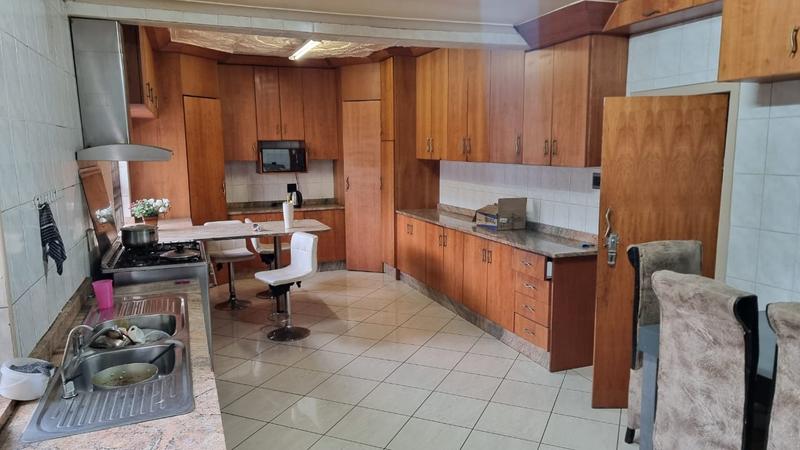 10 Bedroom Property for Sale in Kempton Park Gauteng
