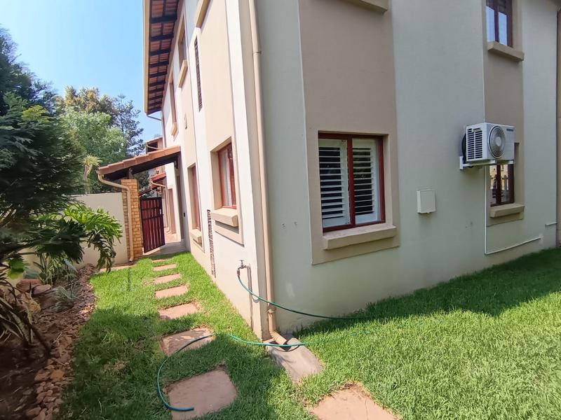 3 Bedroom Property for Sale in Ruimsig Gauteng
