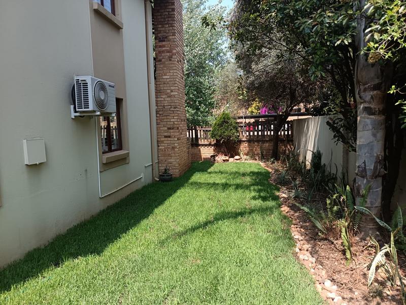 3 Bedroom Property for Sale in Ruimsig Gauteng