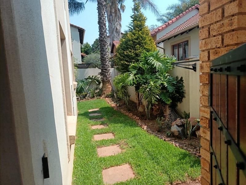 3 Bedroom Property for Sale in Ruimsig Gauteng