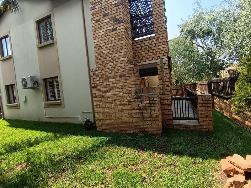 3 Bedroom Property for Sale in Ruimsig Gauteng