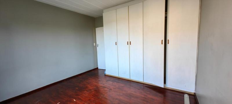 To Let 2 Bedroom Property for Rent in Erand Gardens Gauteng