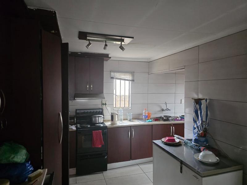 3 Bedroom Property for Sale in Protea Glen Gauteng