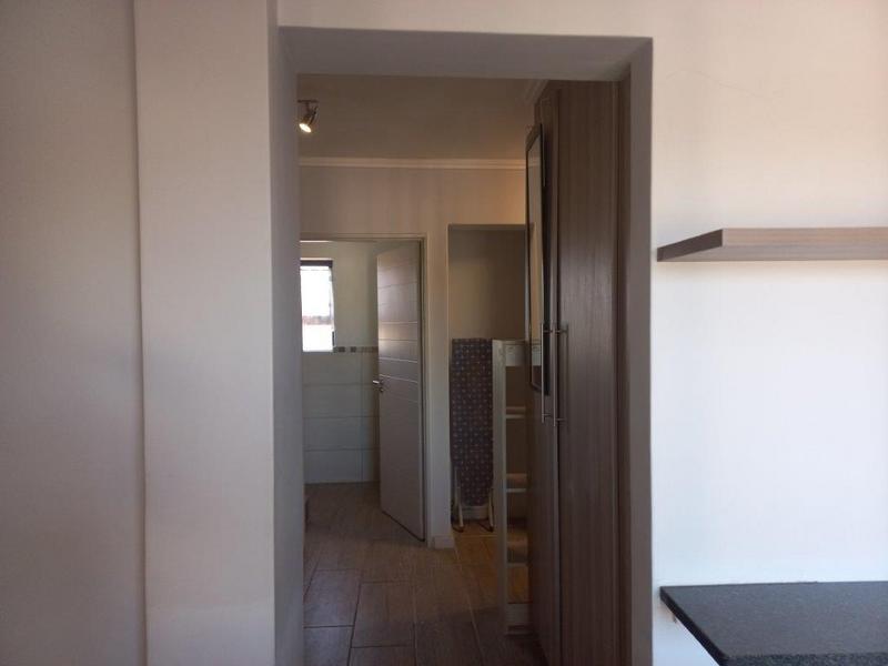 To Let 1 Bedroom Property for Rent in Eden Glen Gauteng