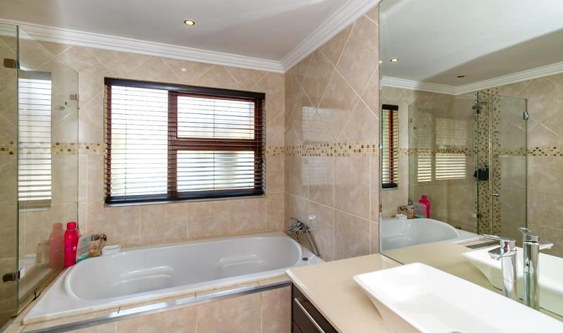 4 Bedroom Property for Sale in Bedfordview Gauteng