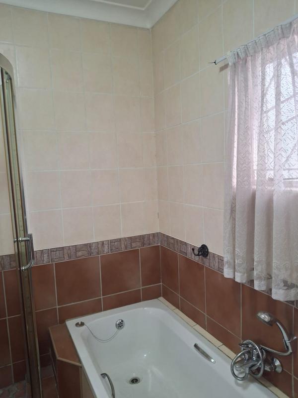 To Let 2 Bedroom Property for Rent in Pretoria North Gauteng