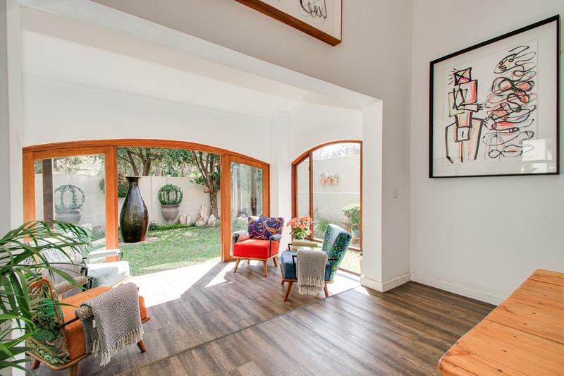 3 Bedroom Property for Sale in Lonehill Gauteng