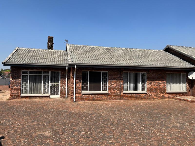 3 Bedroom Property for Sale in Wierda Park Gauteng