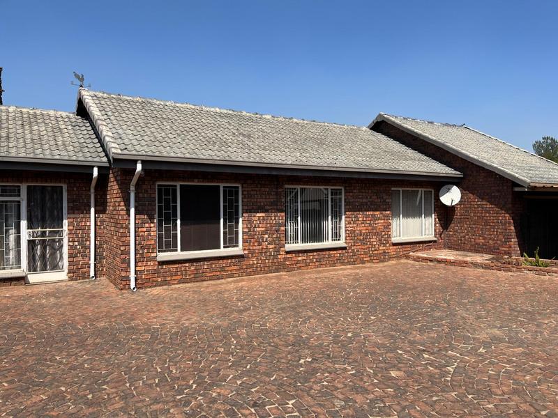 3 Bedroom Property for Sale in Wierda Park Gauteng