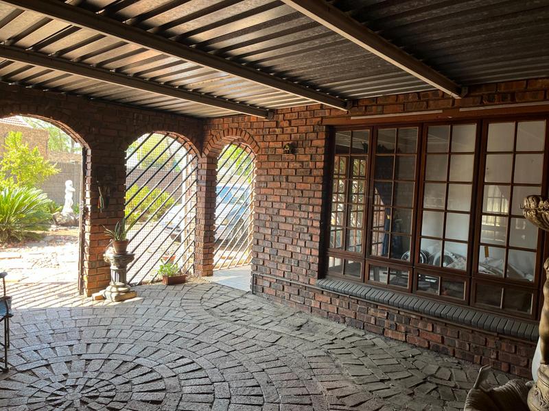 3 Bedroom Property for Sale in Wierda Park Gauteng