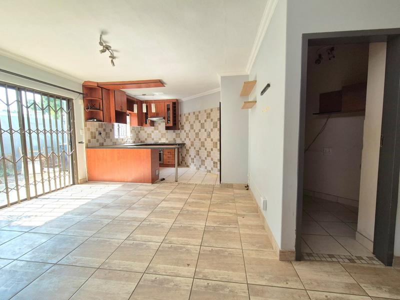 2 Bedroom Property for Sale in Pierre Van Ryneveld Gauteng