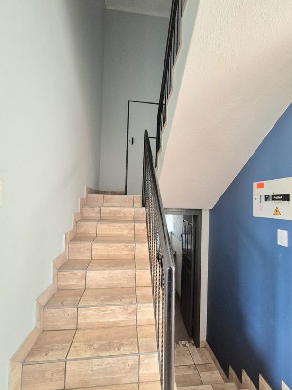 2 Bedroom Property for Sale in Pierre Van Ryneveld Gauteng