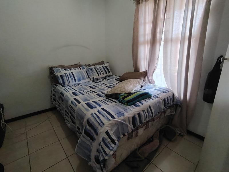 To Let 2 Bedroom Property for Rent in Die Hoewes Gauteng
