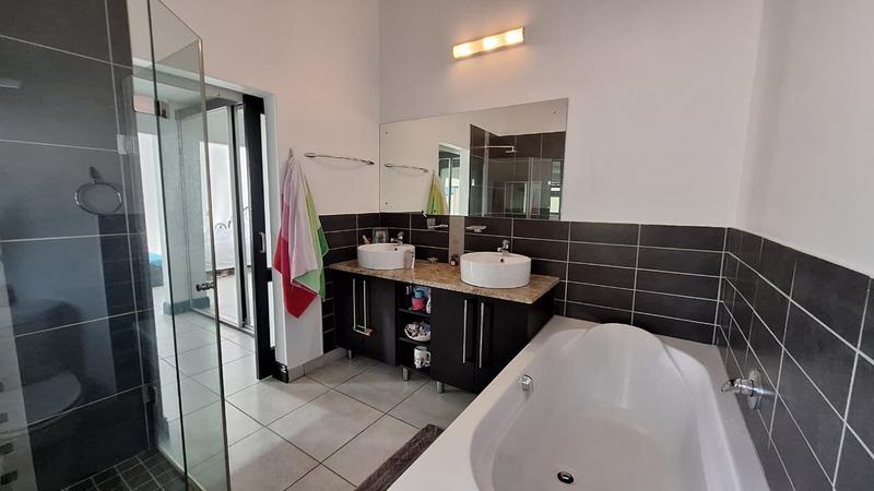 4 Bedroom Property for Sale in Midlands Estate Gauteng