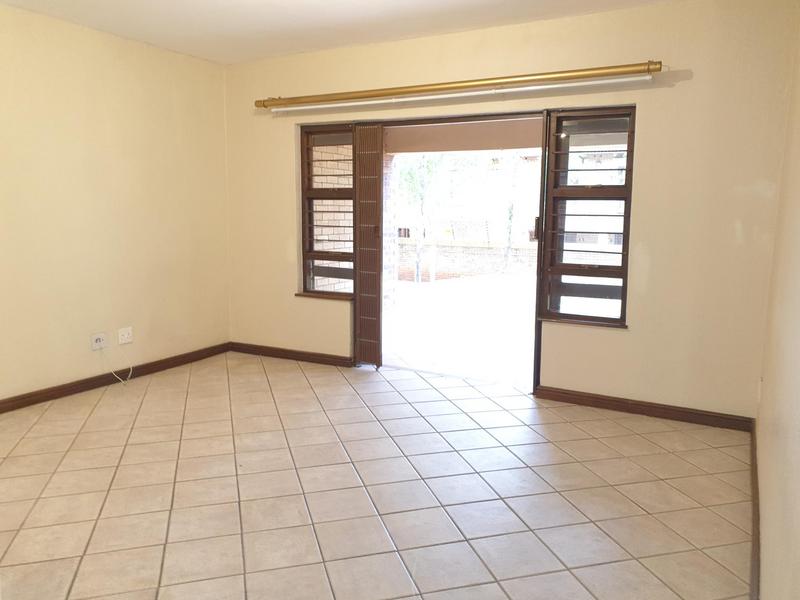 To Let 2 Bedroom Property for Rent in Honeydew Gauteng