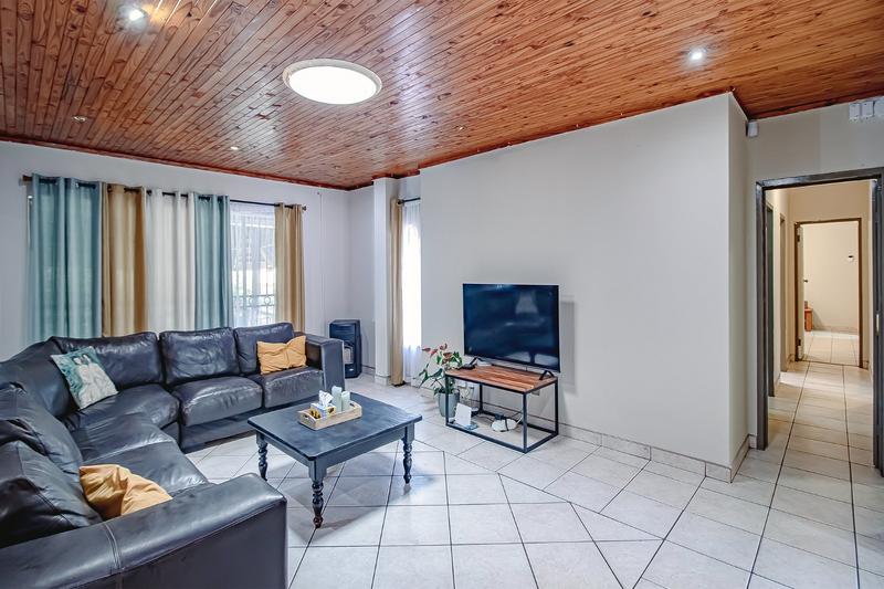 4 Bedroom Property for Sale in Magalieskruin Gauteng