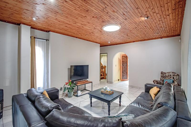 4 Bedroom Property for Sale in Magalieskruin Gauteng