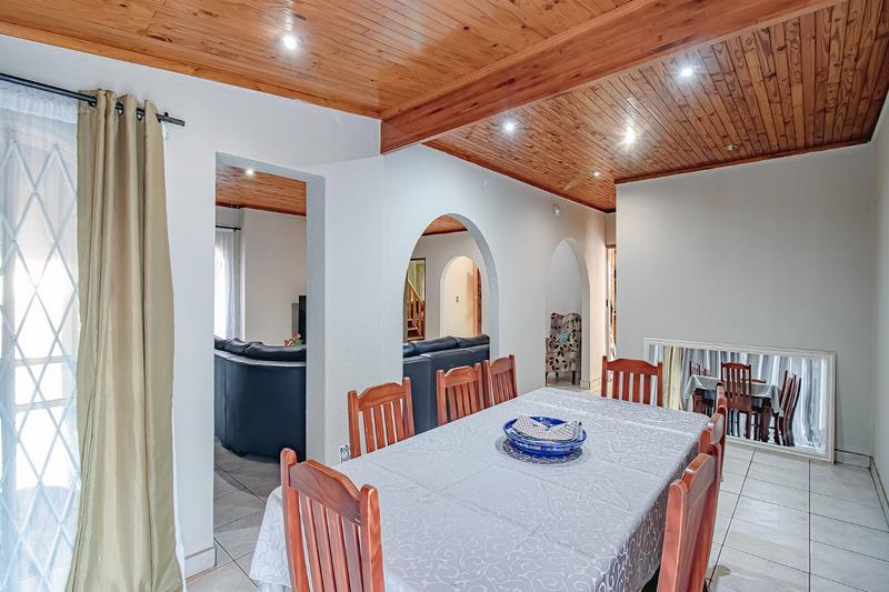 4 Bedroom Property for Sale in Magalieskruin Gauteng