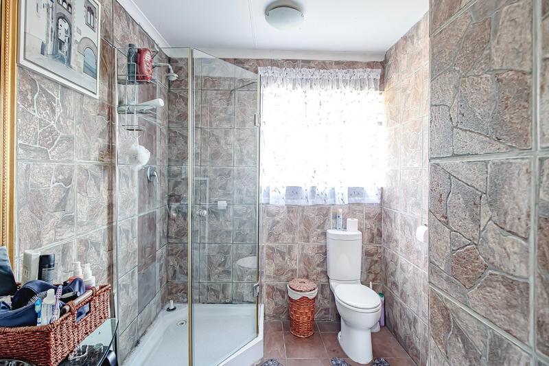 4 Bedroom Property for Sale in Magalieskruin Gauteng