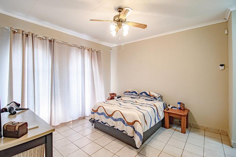 4 Bedroom Property for Sale in Magalieskruin Gauteng