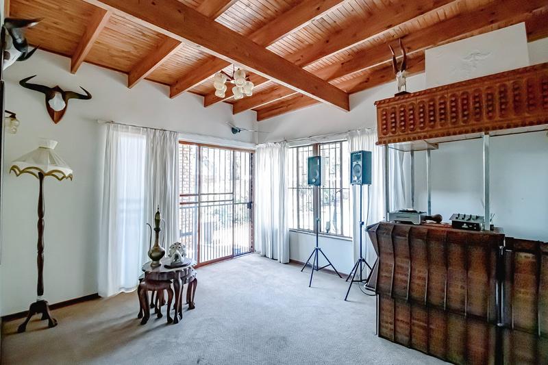 5 Bedroom Property for Sale in Wonderboom Gauteng