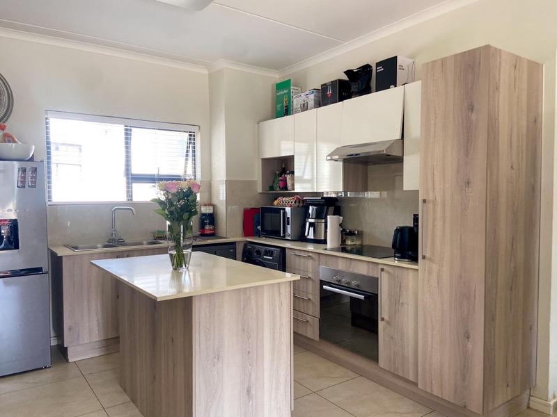 To Let 2 Bedroom Property for Rent in Randpark Ridge Gauteng