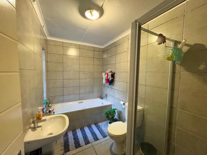 2 Bedroom Property for Sale in Pomona Gauteng