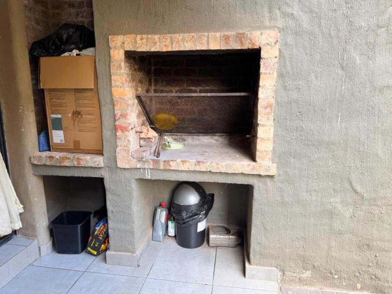 2 Bedroom Property for Sale in Pomona Gauteng