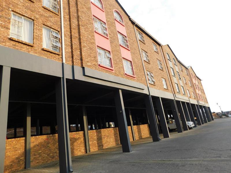 1 Bedroom Property for Sale in Grand Central Gauteng