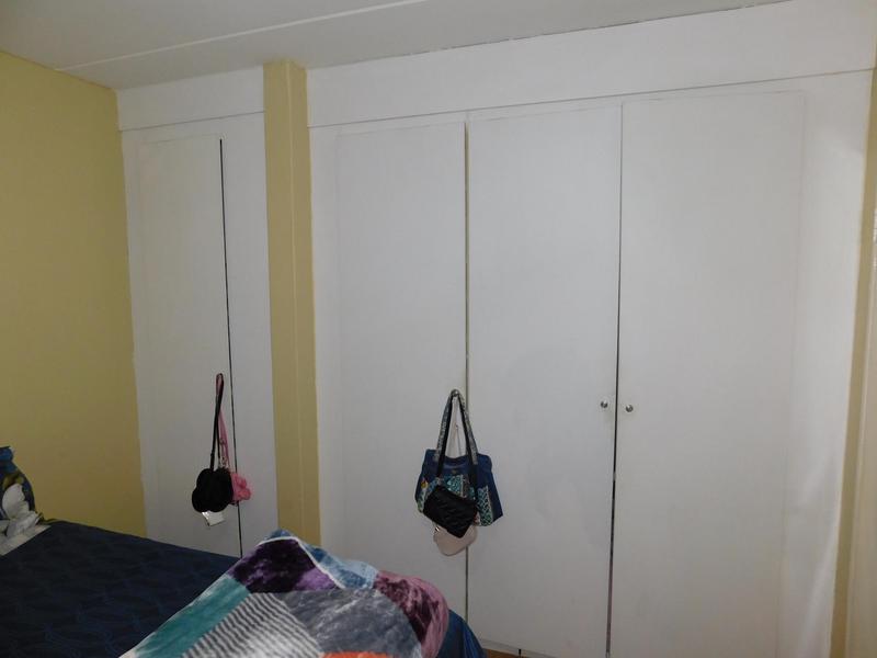 1 Bedroom Property for Sale in Grand Central Gauteng