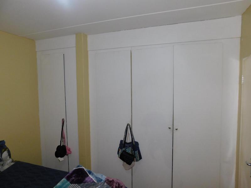 1 Bedroom Property for Sale in Grand Central Gauteng